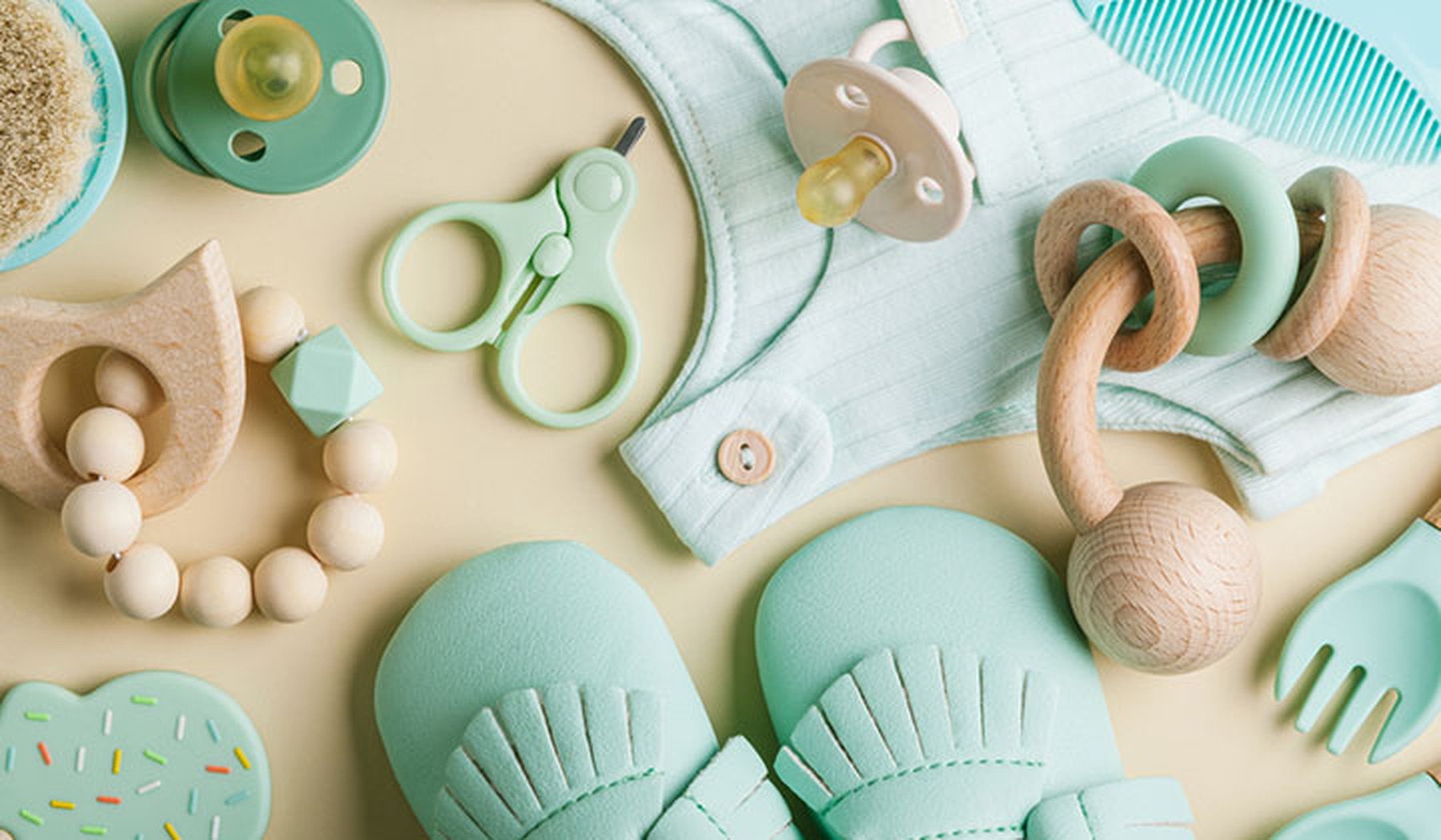 Consejos para ahorrar con el regalo de un bebé recién nacido